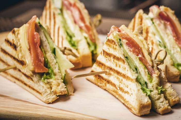 Upfit Salami-Tomaten-Toast Rezepte